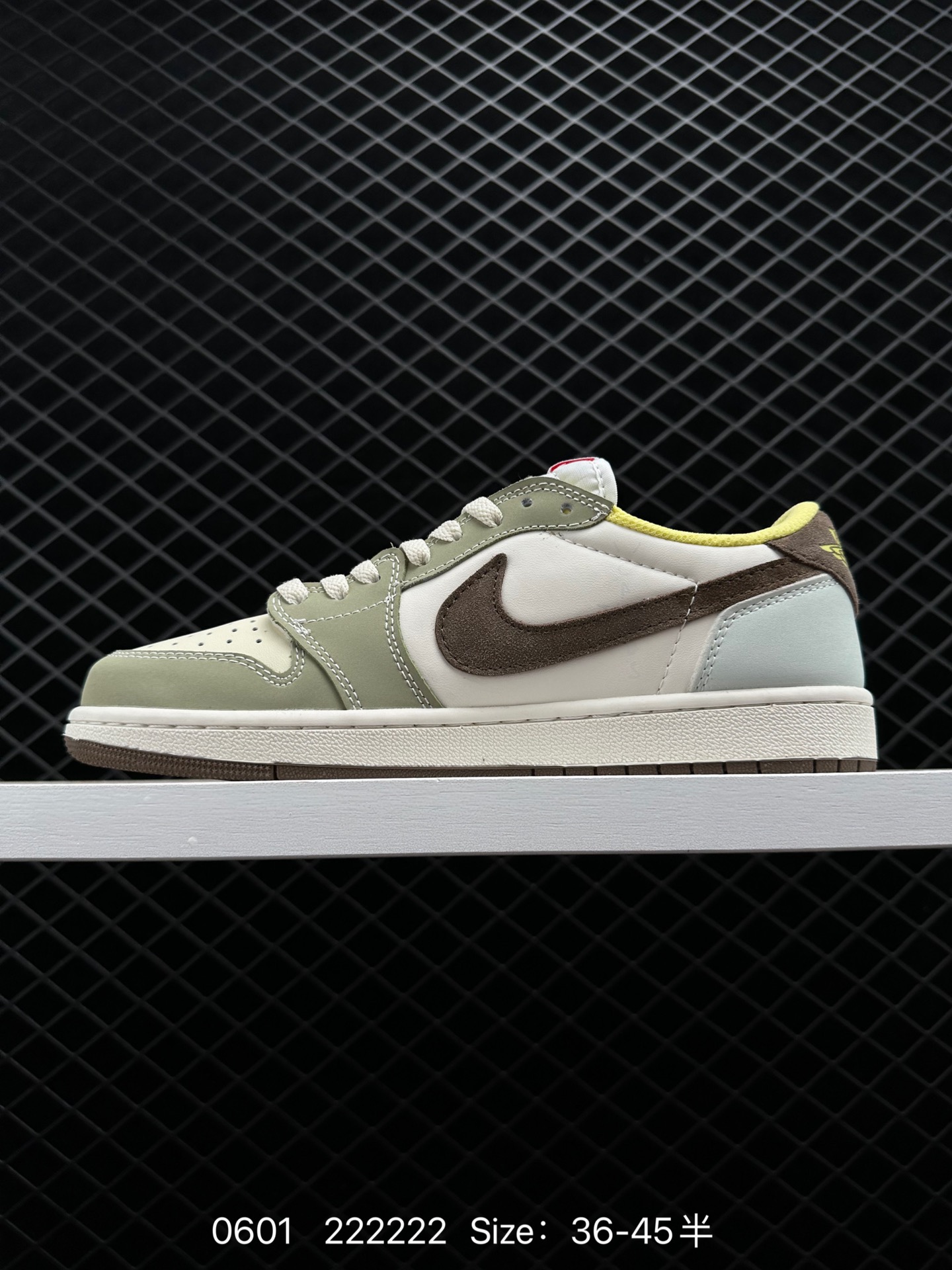 Travis Scott x Air Jordan 1 